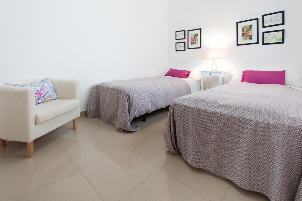 Apartamentos Diaber Larana — Photos 3